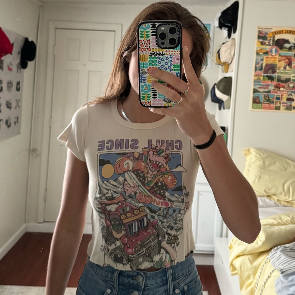 Brandy Melville graphic baby tee